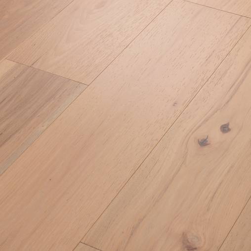 This is an up-close image of imperial pecan in the color linen
